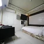 Hit Hotel