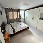 Northwestern Of Seoul A Quiet And Spacious House