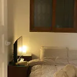 Omok Bridge, 2 Room, Netflix, Youtube