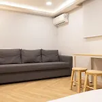 Woody Two Bedroom In Hongdae