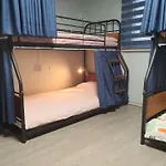 Bunk Backpackers Guesthouse