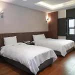 Karak Tourist Hotel