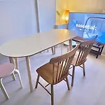 Hyehwa Station 10 Minutes Walk 3 Rooms 2 Bathrooms 6 People