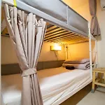 Yab-Guesthouse, Femaleonly, Foreignonly