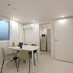Ari House