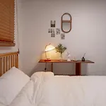 Seokchon Lake Family House