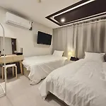 Anon Hostel