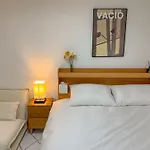 Hong-Cho Stay Sinchon