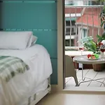 Yg House