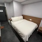 Calistar Hotel
