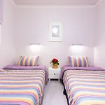 Oh Blue Guesthouse