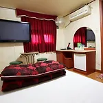 Apple Motel