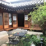 Doo Hanok Guesthouse