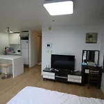 Weve House