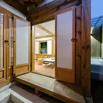 Adam Hanok
