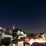 J-Honor Guesthouse