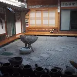 Eugene Hanok Culture Center Dongdaemun