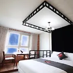 Coop City Hotel Oryu Station