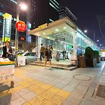 Eve Hongdae