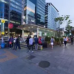 Eve Hongdae