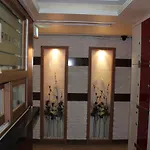 Living Castle Single Room