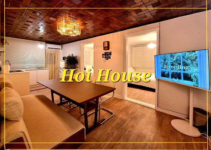 Hoi House