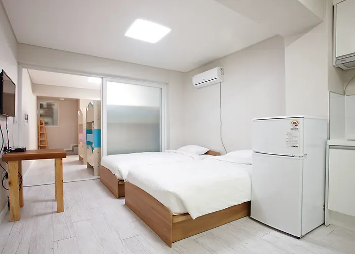 Kstar Stay Residence Hoehyun - Hostel