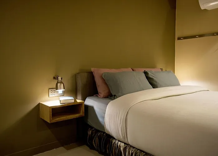 Nineth Hotel