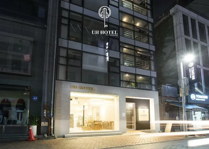 Uh Hotel