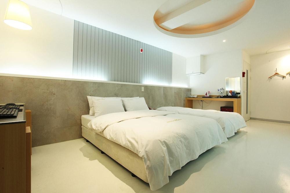 Mare Hotel