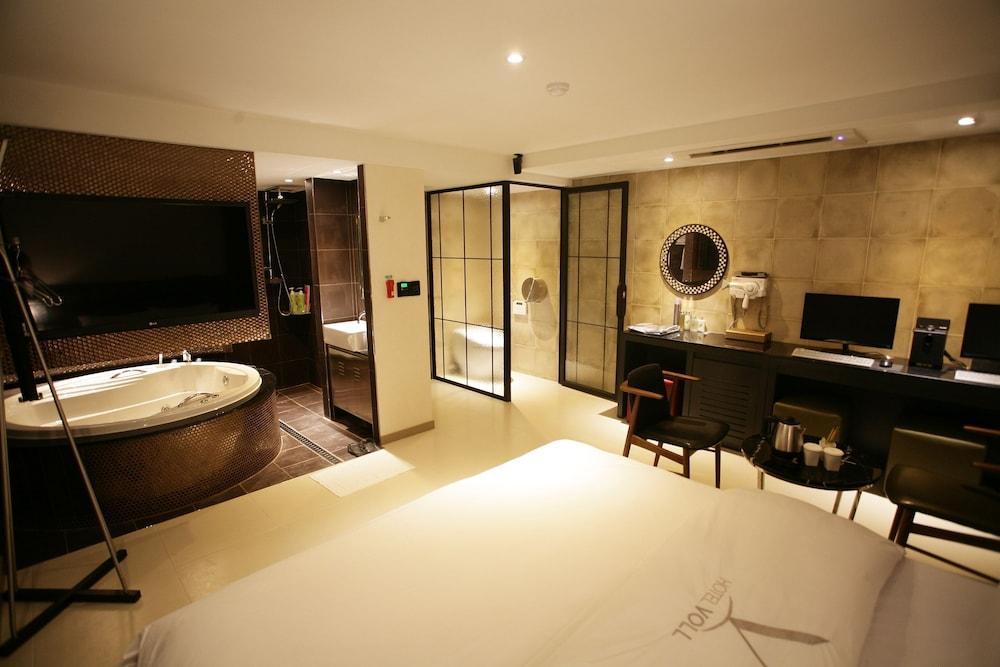 Voll Hotel 3*