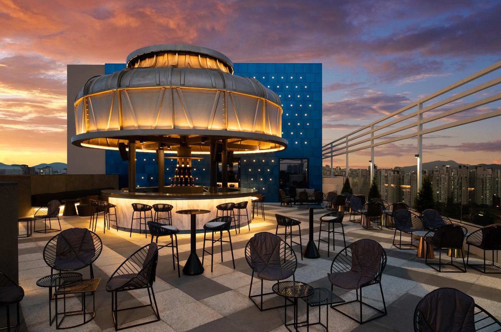 Mondrian Itaewon