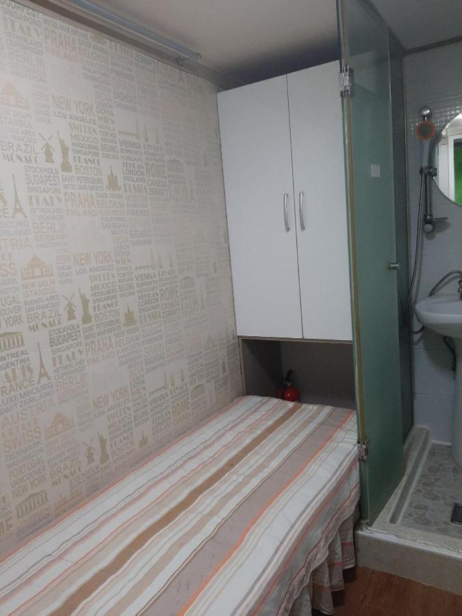 Bestel Hostel