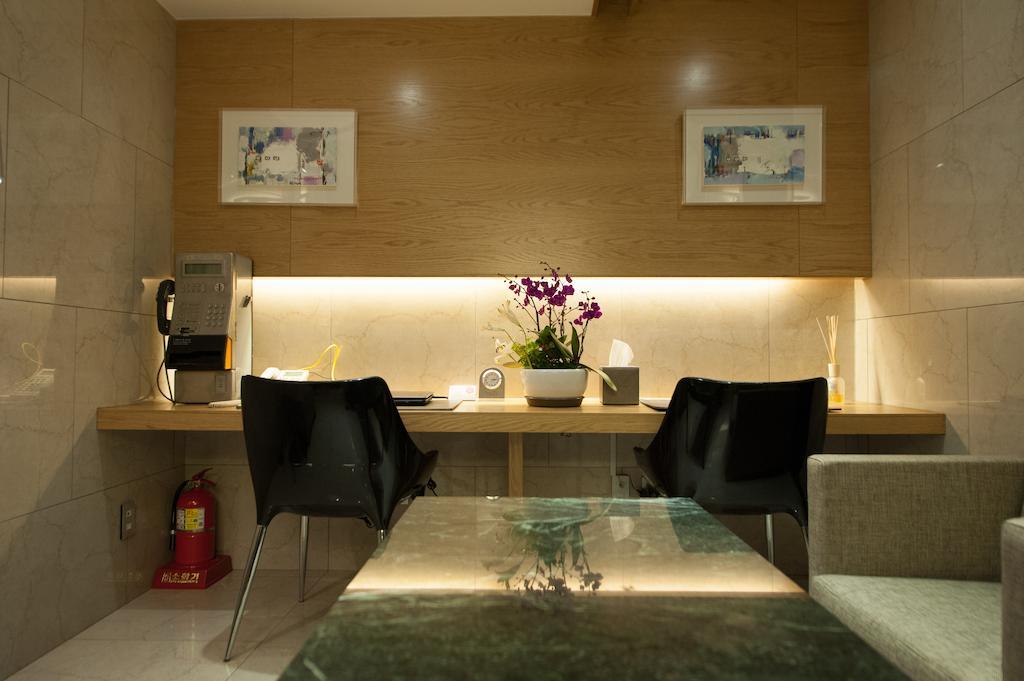 Hotel Rian 3*