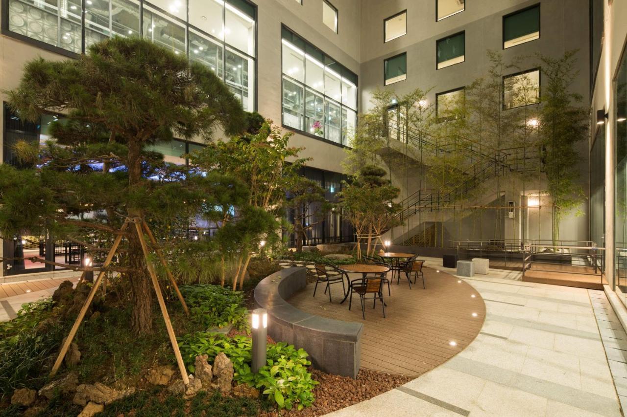 Orakai Cheonggyesan Hotel, Bw Premier Collection