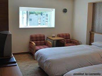 Astoria Hotel 4*