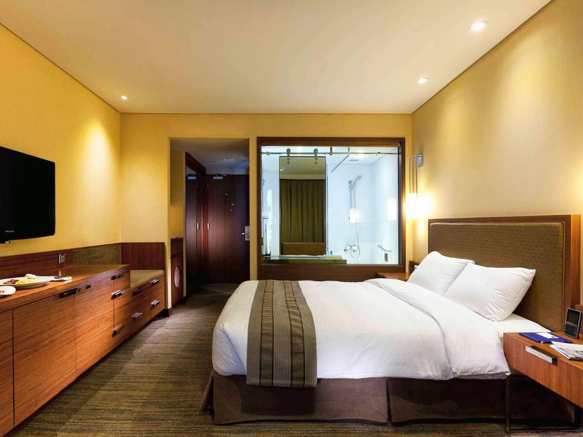 Novotel Ambassador Doksan Hotel