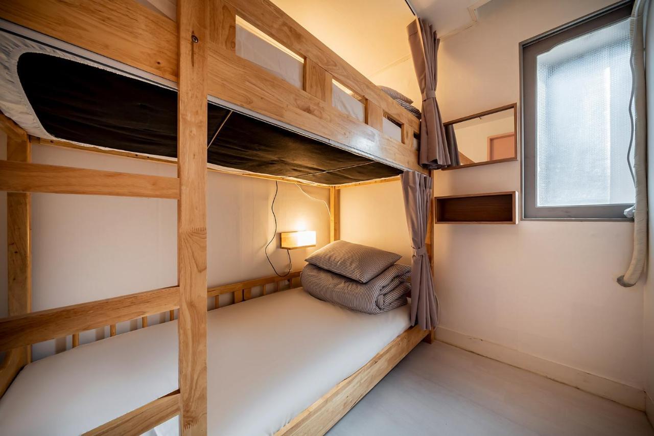 Yab-guesthouse, Femaleonly, Foreignonly Guest house