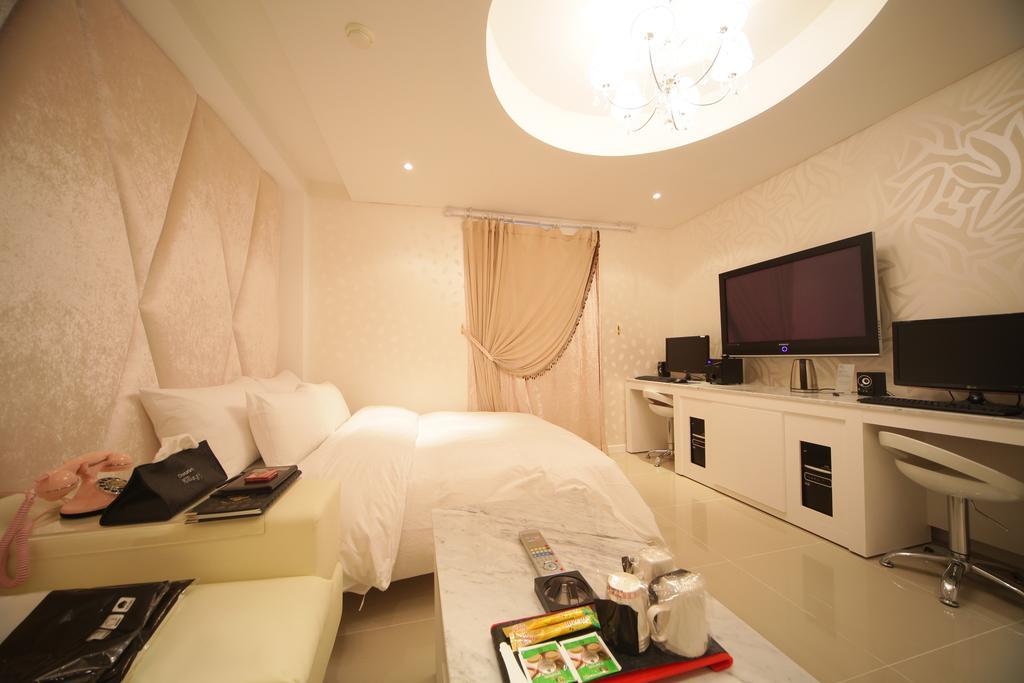 Motel Gangnam Chocolate Seoul