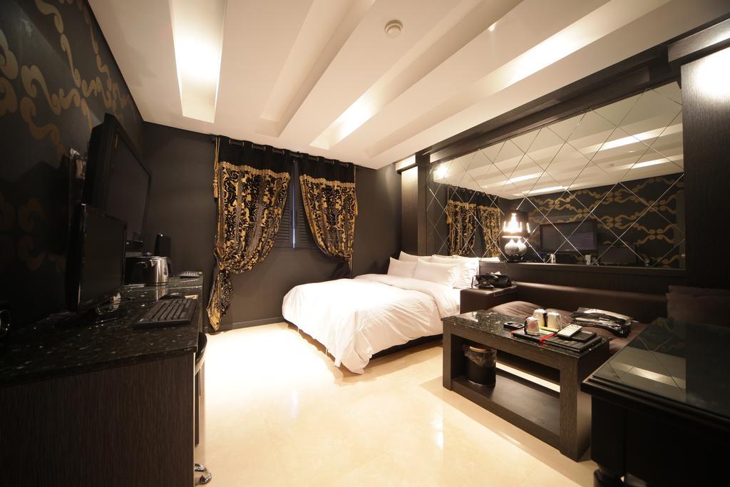 Motel Gangnam Chocolate 2*