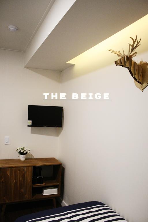 Beige 2nd *