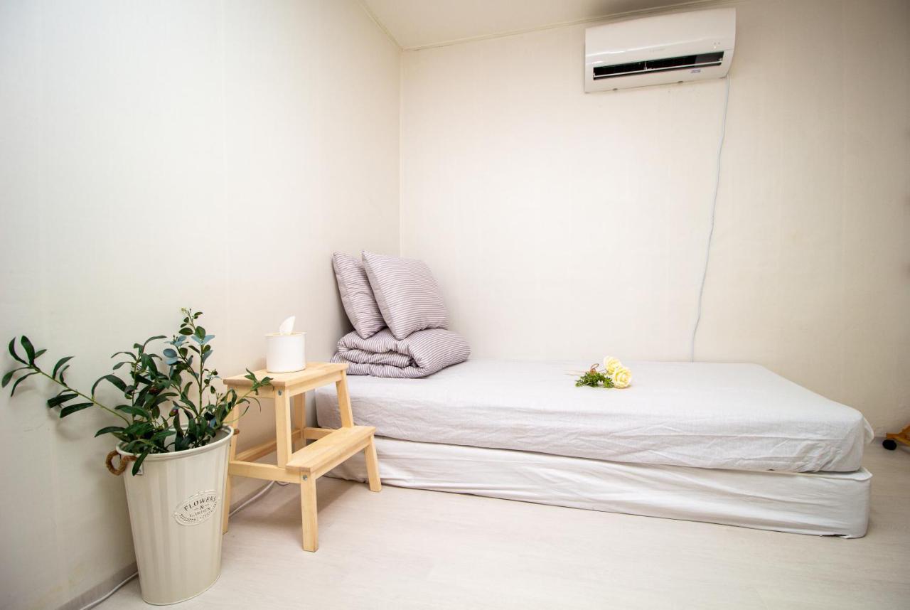 Guest house Yab-guesthouse, Femaleonly, Foreignonly