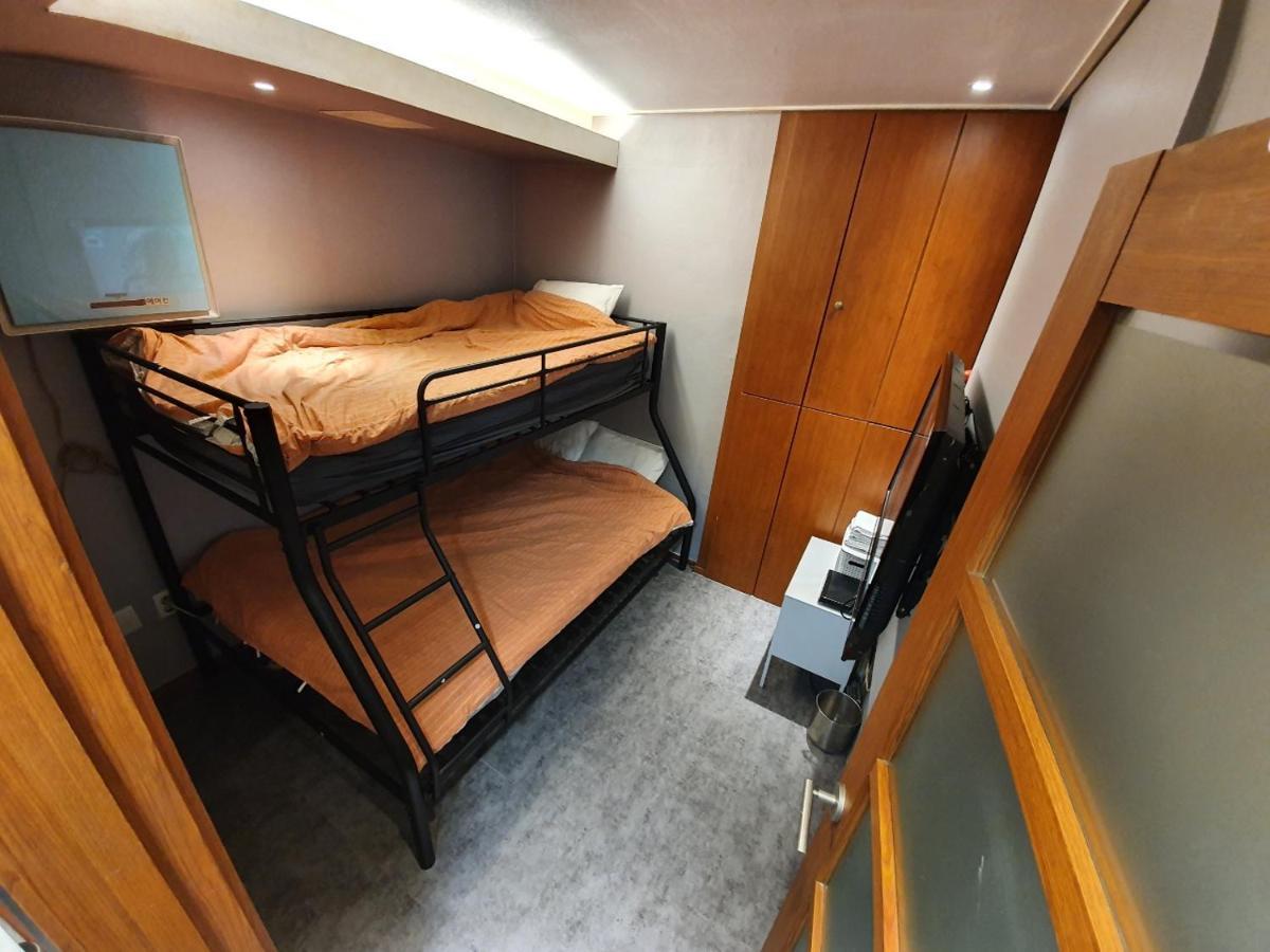 Hostel Dalgona *