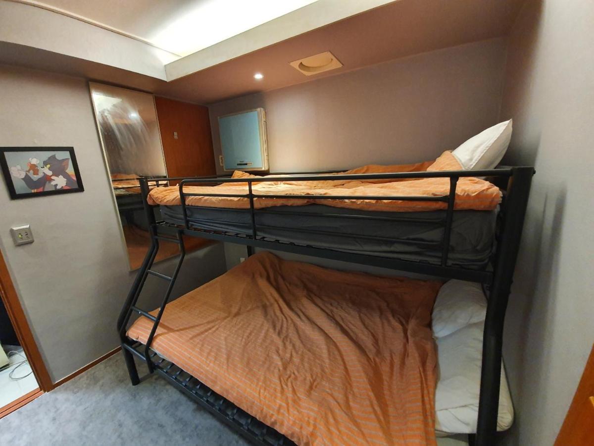 Dalgona Hostel