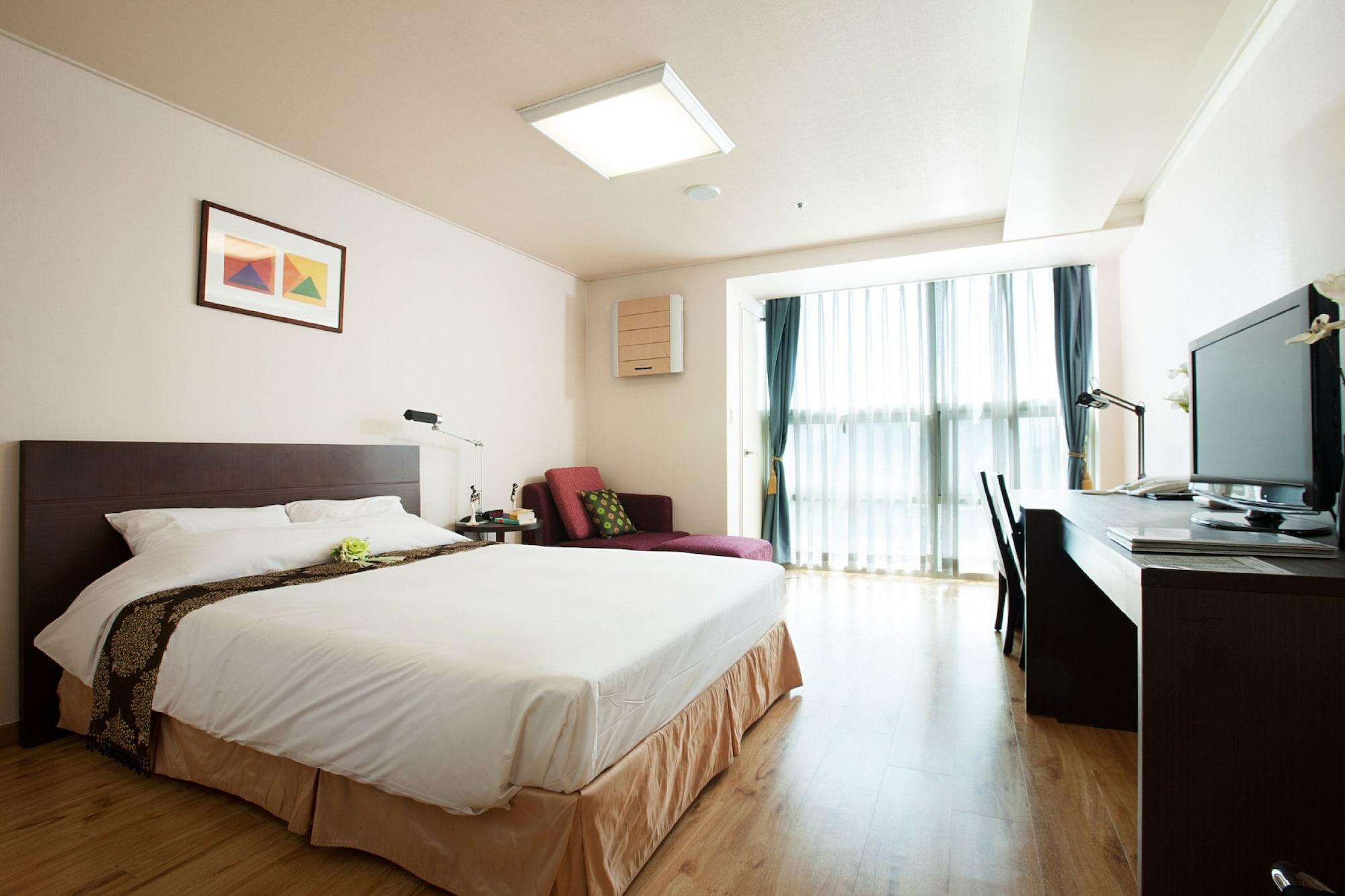 Gangnam Family Hotel 3*
