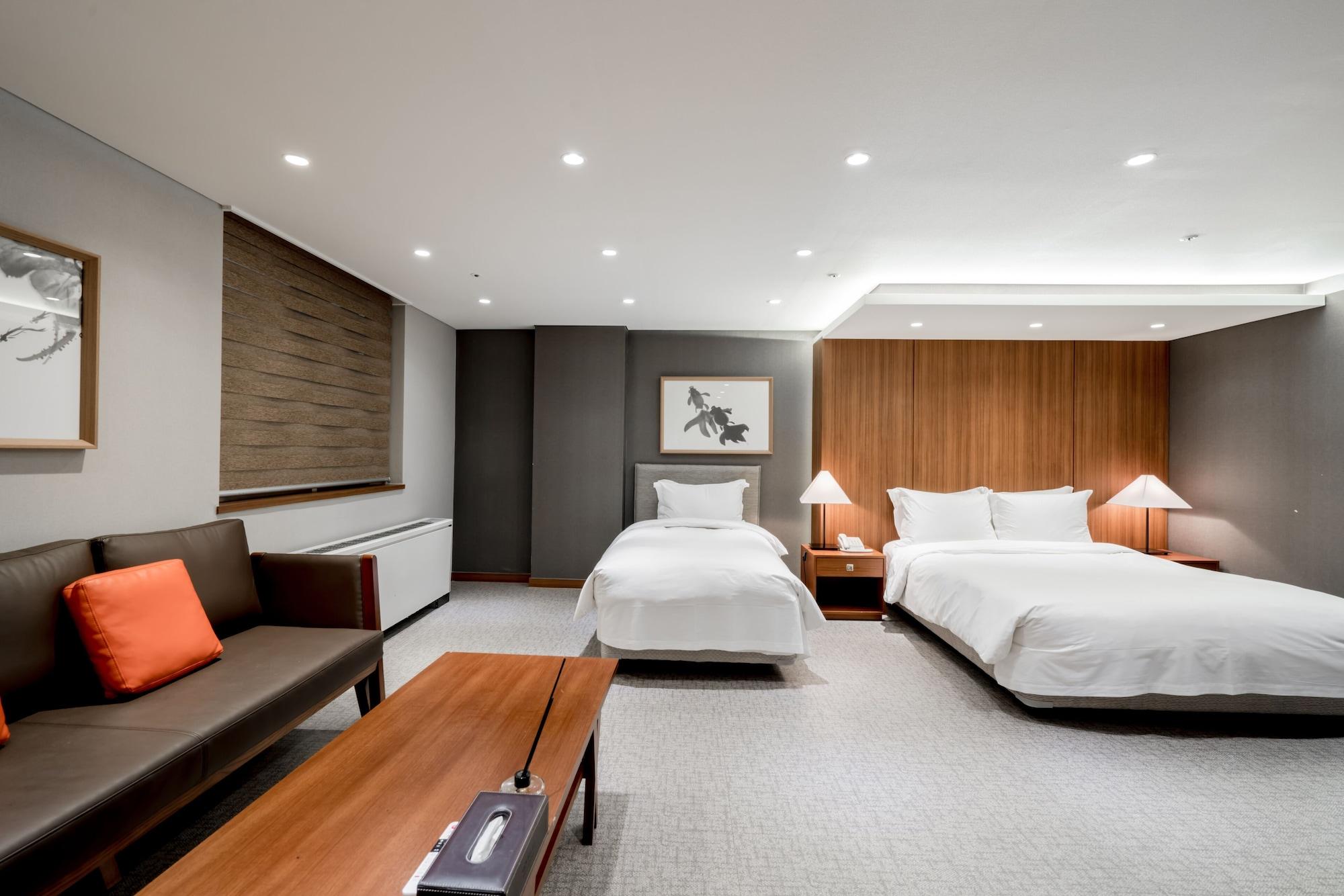 Hotel Oriens & Residences Myeongdong Seoul
