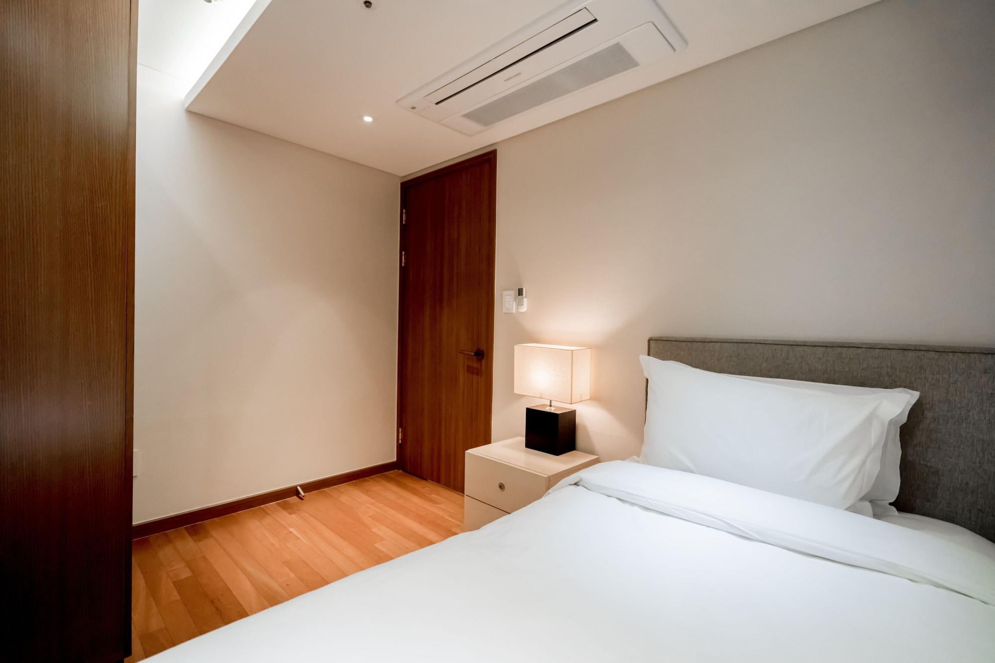 Hotel Oriens & Residences Myeongdong Seoul