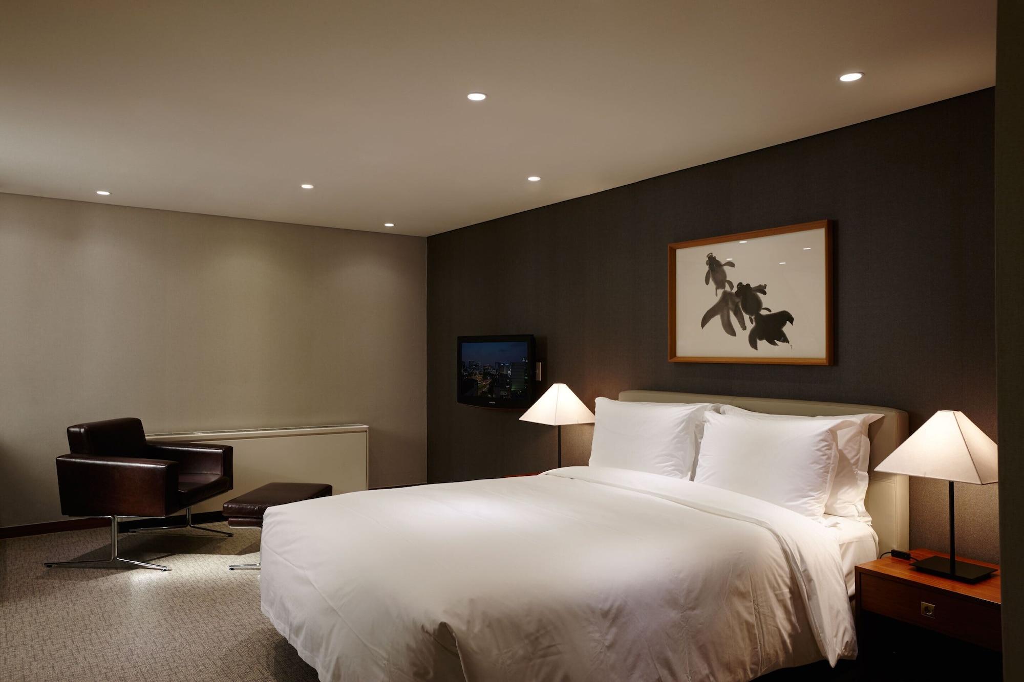 Oriens & Residences Myeongdong Hotel 3*