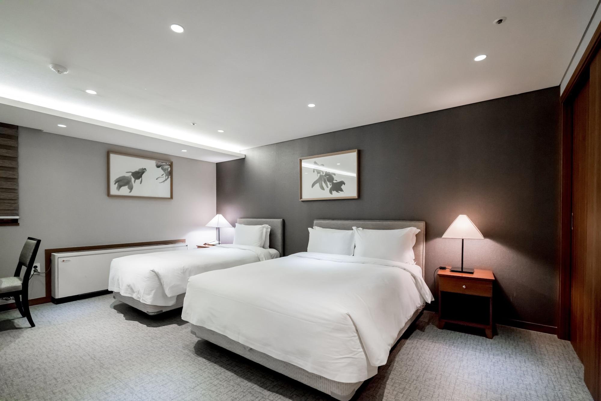 Oriens & Residences Myeongdong Seoul