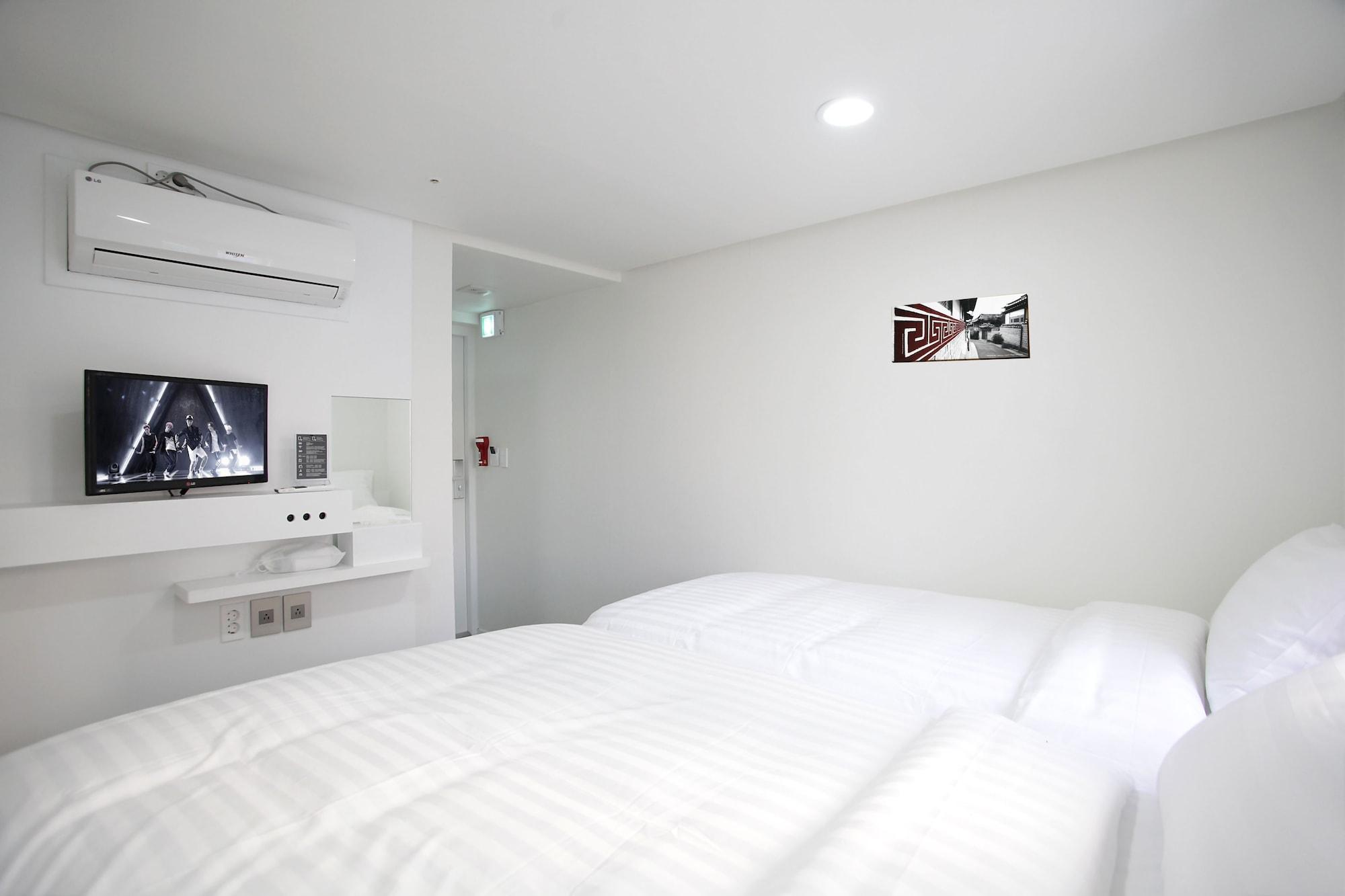 Hostel K-pop Tower